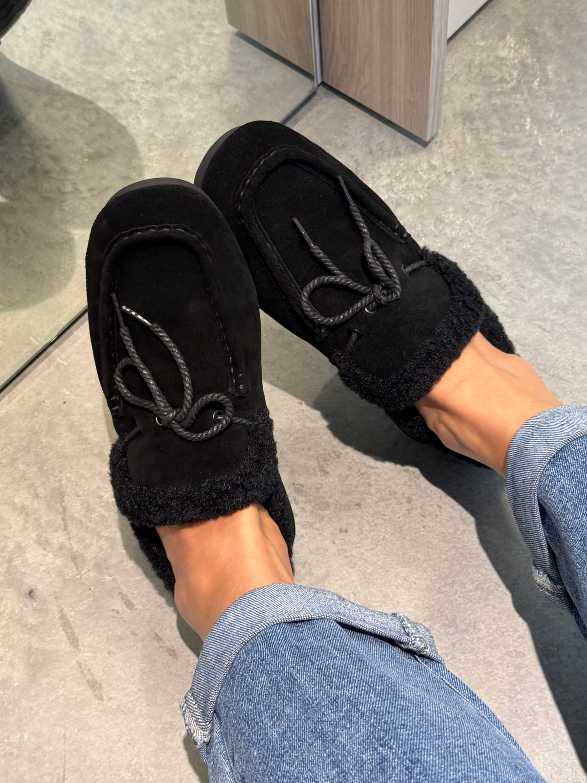 Natūralios odos loaferiai Wool