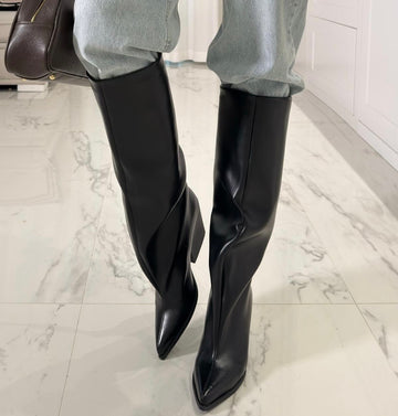 Ilgaauliai Seteva Leather