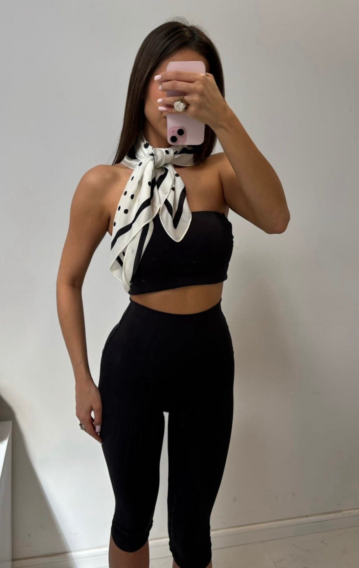 Tamprės Aska Capri